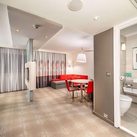Novotel Warszawa Centrum Luaran gambar