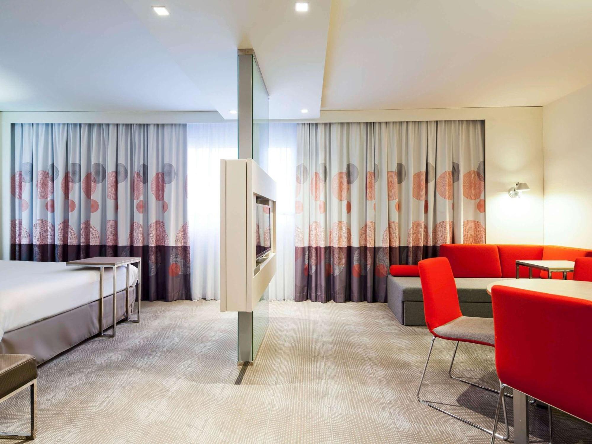 Novotel Warszawa Centrum Luaran gambar